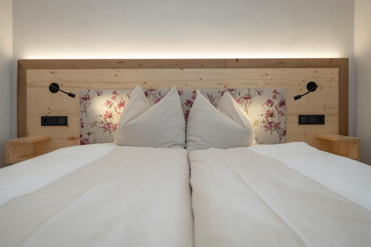 Hotel Winkler-Tuschnig Weissensee Ngoại thất bức ảnh