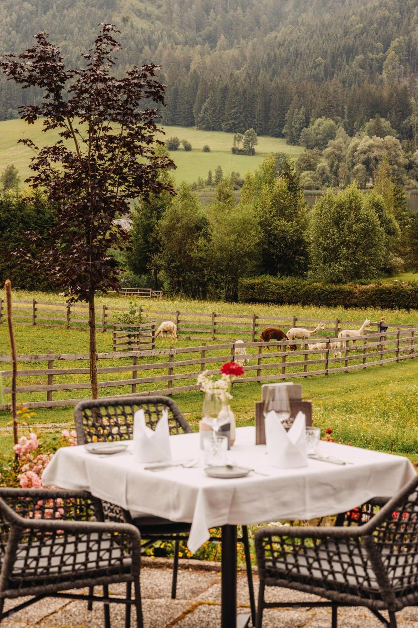Hotel Winkler-Tuschnig Weissensee Ngoại thất bức ảnh